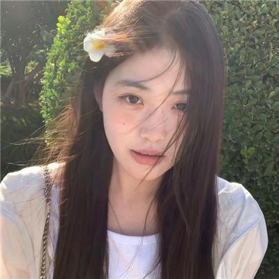 沙漠中的玫瑰
